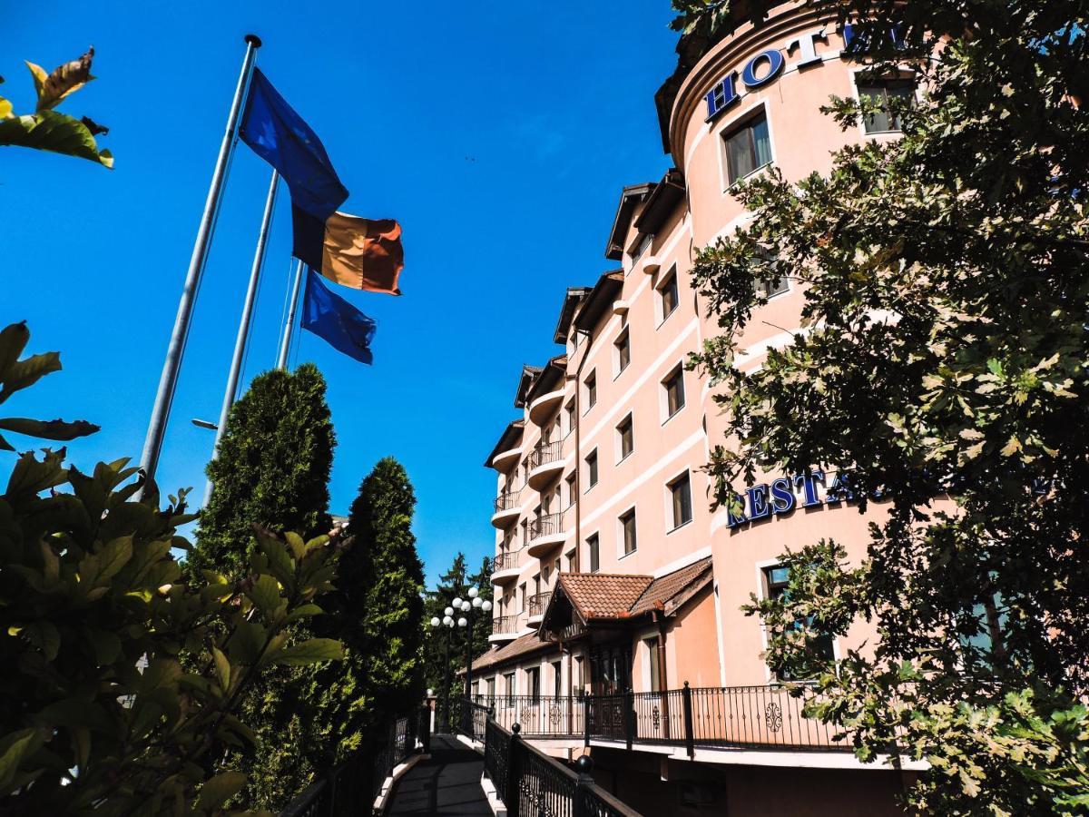 Hotel Coandi Arad Exterior photo