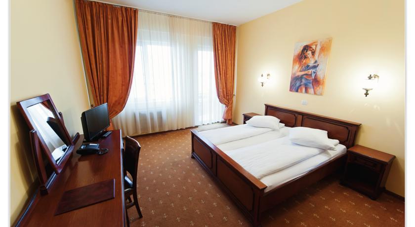 Hotel Coandi Arad Exterior photo