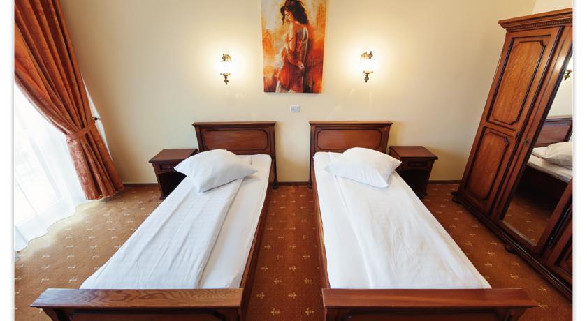 Hotel Coandi Arad Exterior photo