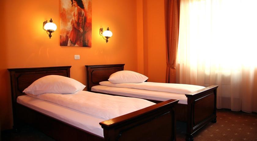 Hotel Coandi Arad Exterior photo